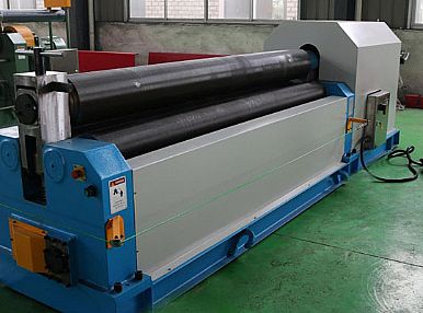 W11-12x3000機(jī)械對(duì)稱(chēng)式三輥卷板機(jī)